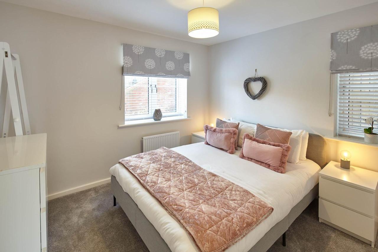 Host & Stay - Mallard Cottage Whitby Bagian luar foto